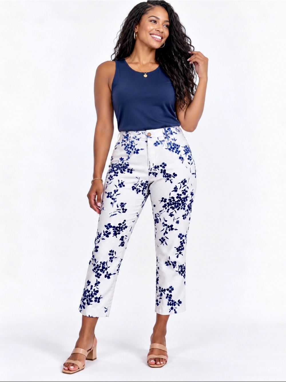 Slim City Floral Cropped Pants Navy White Size 6R Preppy Cottagecore